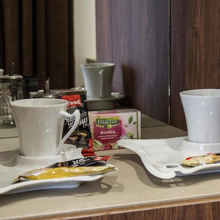 K43 Rooms Βελιγράδι Δωμάτιο φωτογραφία